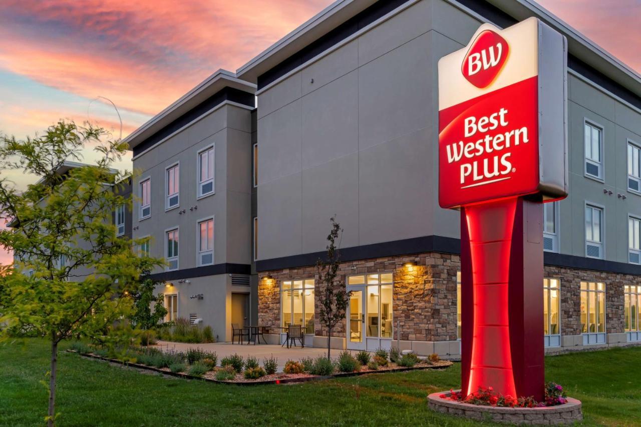Western 3* Isanti