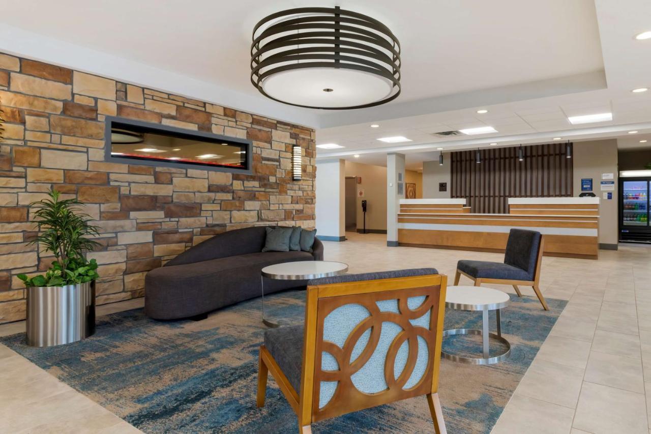 Western Hotel Isanti