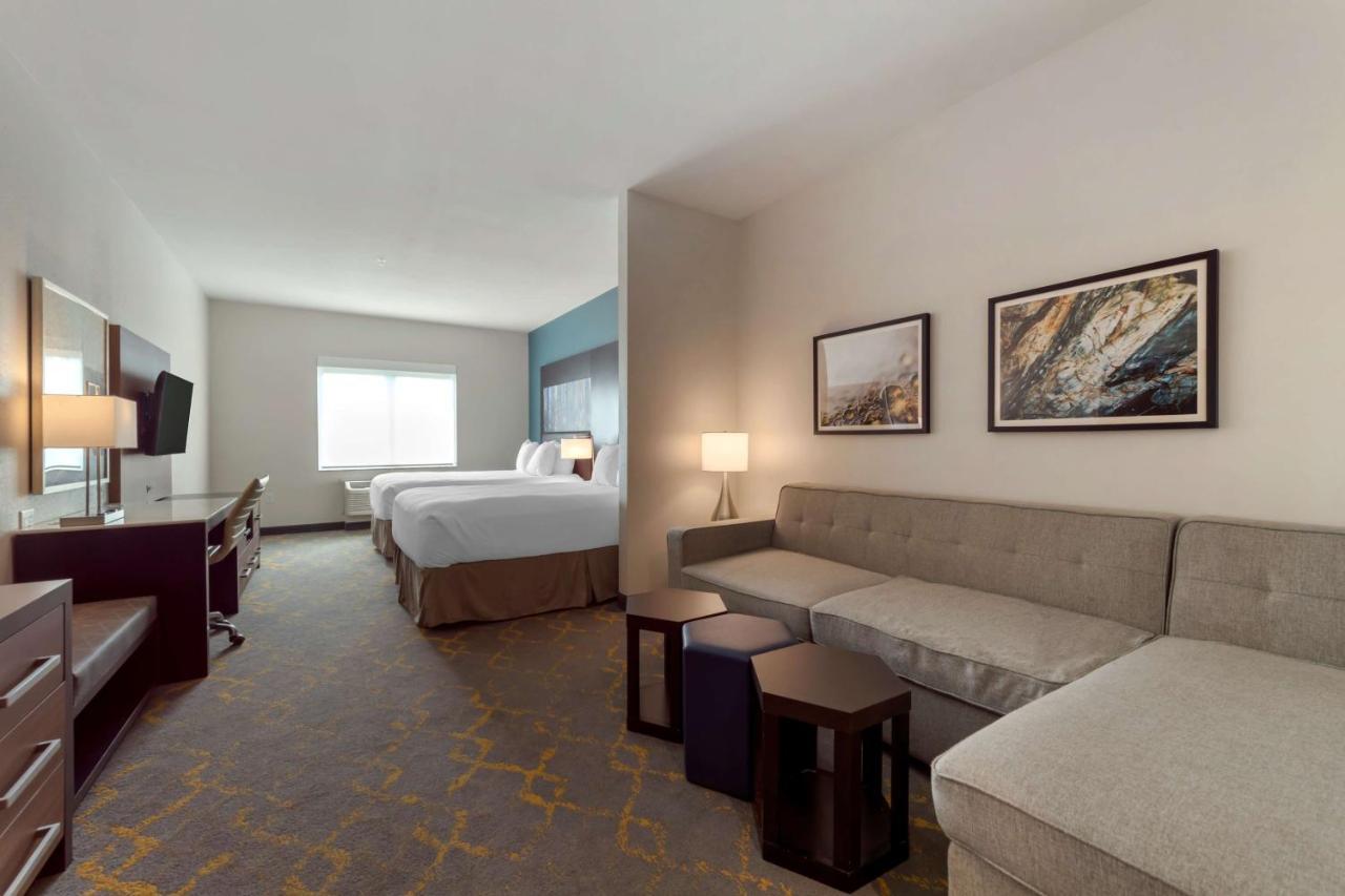 Western Hotel Isanti