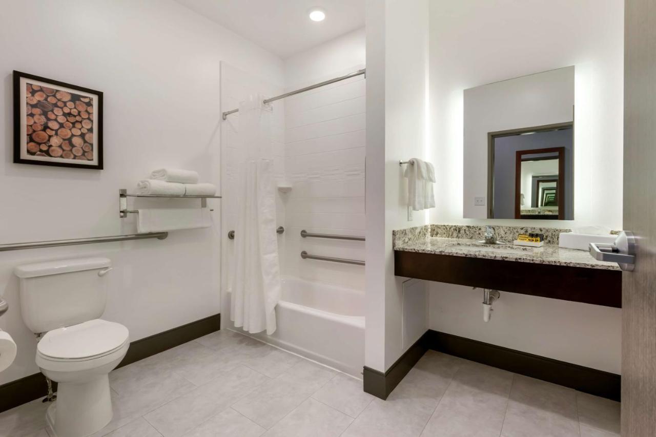 Western Hotel 3*