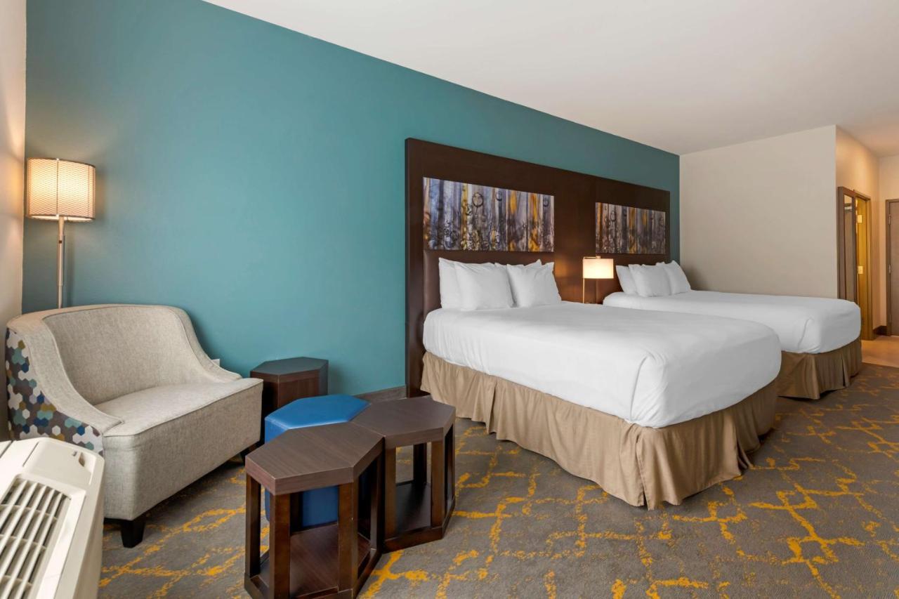 Western Hotel Isanti