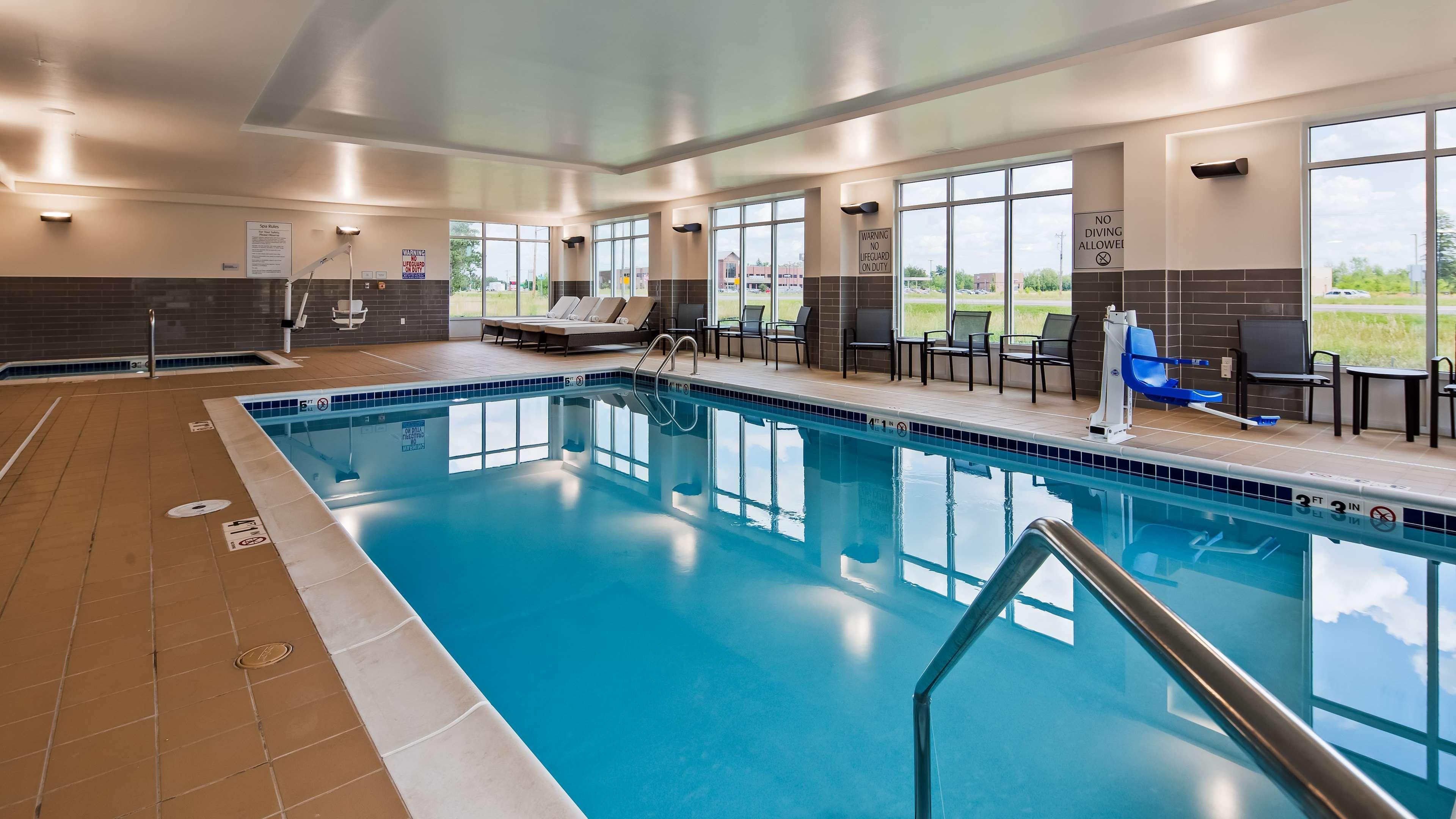 Western 3* Isanti